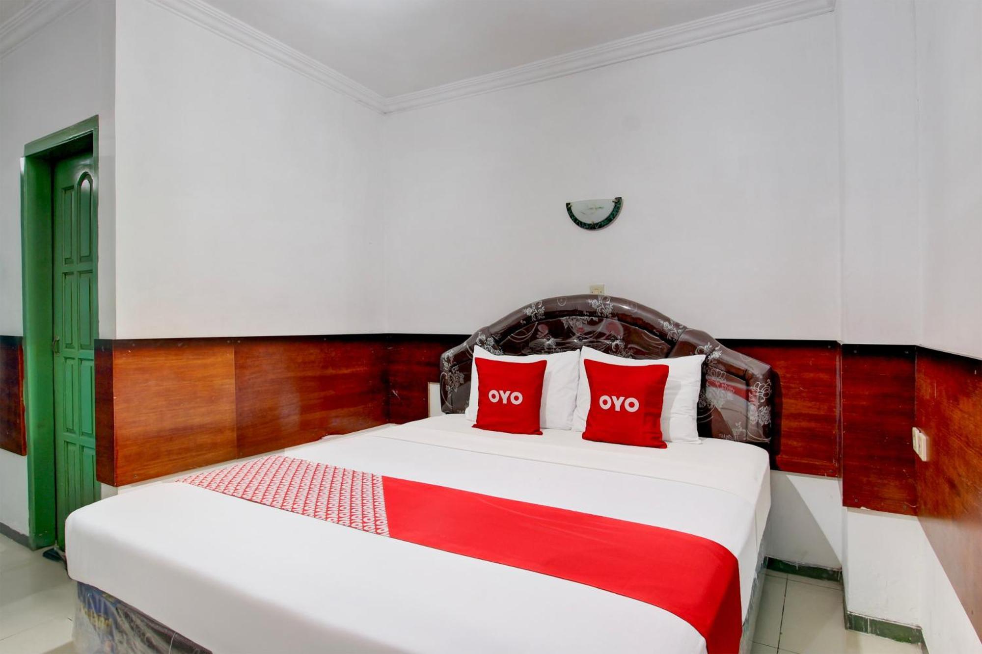 Hotel Oyo 94082 Gurita 2*