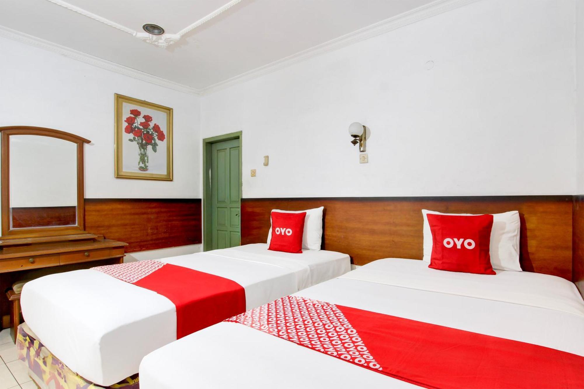 Oyo 94082 Gurita 2*